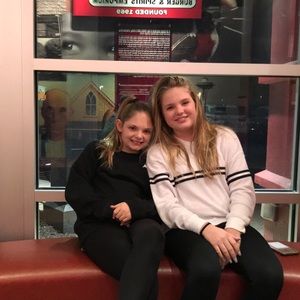 Meet your Posher, Carly